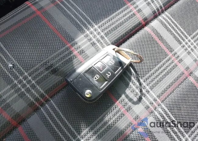 3VW547AU4FM061844: 40055792