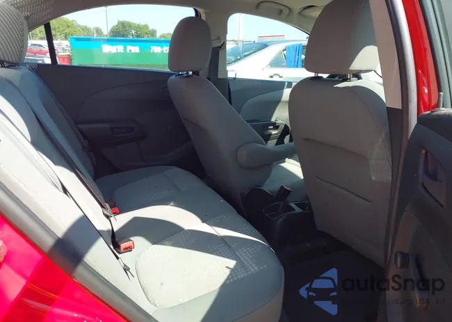 1G1JA5SH6F4220187: 40056956