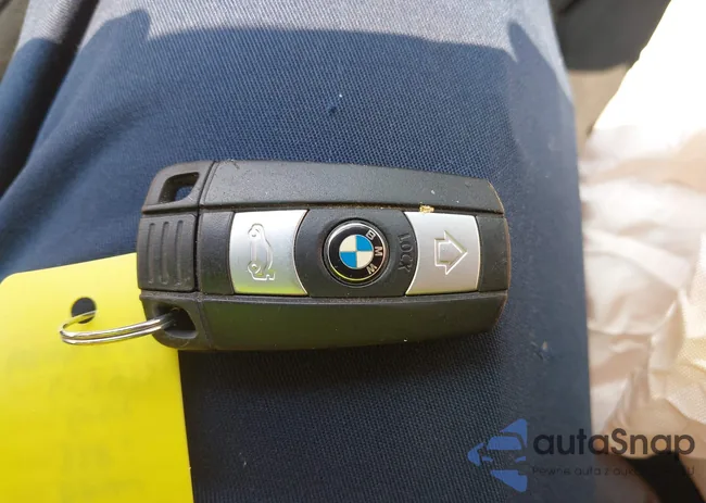 WBAKF5C54CE657433: 40057409