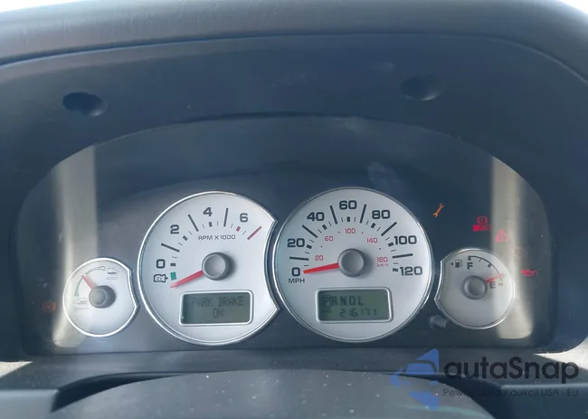 1FMCU96H25KD16638: 40056554