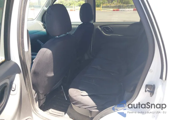 1FMCU96H25KD16638: 40056554