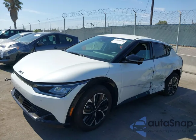 KNDC3DLC8P5111703: 40056580