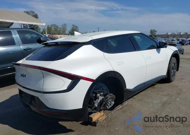 KNDC3DLC8P5111703: 40056580