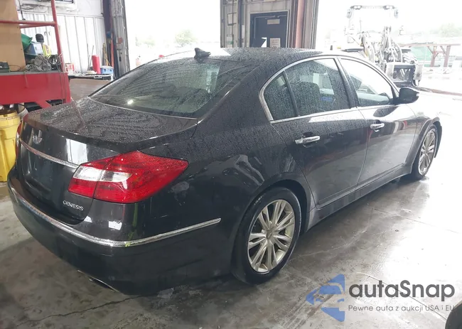 KMHGC4DD6EU261784: 40056752