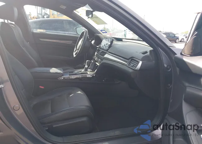 1HGCV1F31JA192743: 40056844