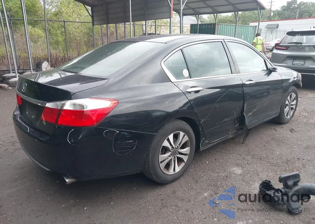 1HGCR2F37FA014059: 40056874