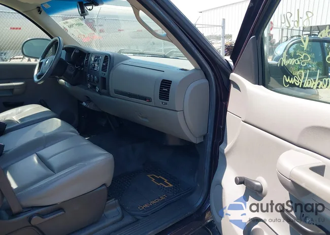 1GCEC14X38Z317675: 40057986