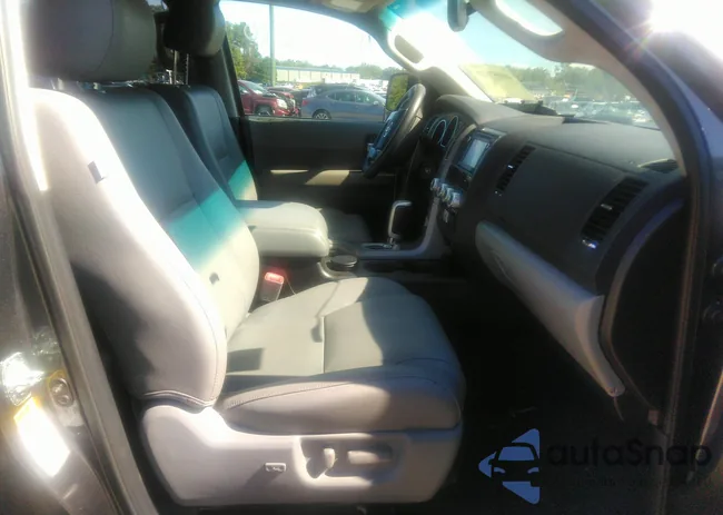 5TDJY5G1XES107330: 40057610