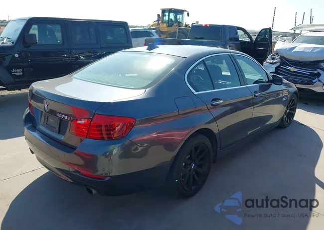 WBA5B1C59FG128618: 40057664