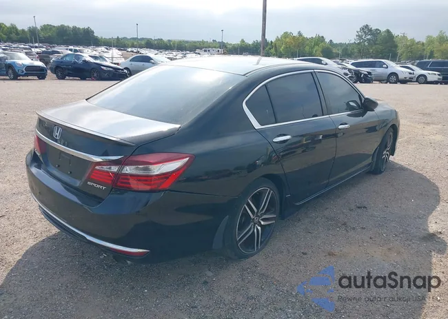 1HGCR2F55HA201935: 40057684