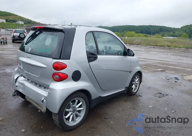 WMEEJ31X78K088370: 40058952