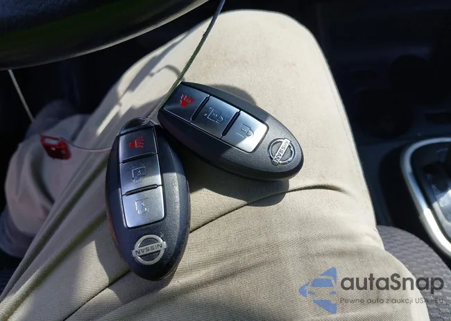 3N1BC13E79L376484: 40059100