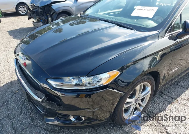 3FA6P0RU5GR157275: 40059258