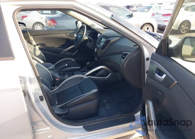 KMHTC6AE4FU235094: 40059319