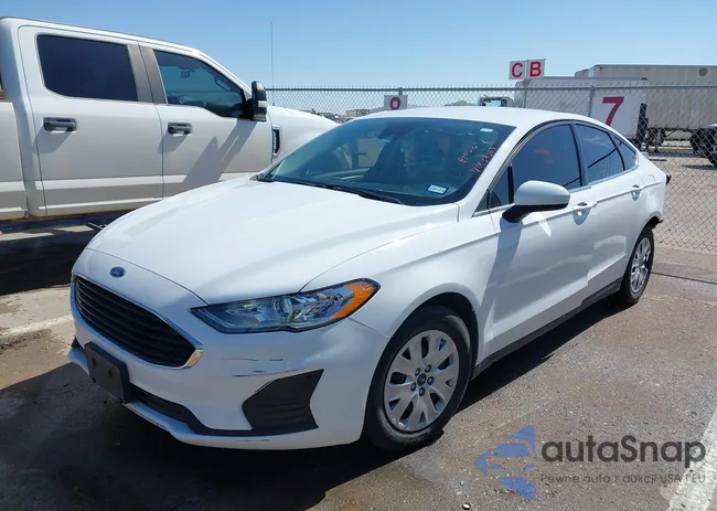 3FA6P0G72LR244865: 40059363