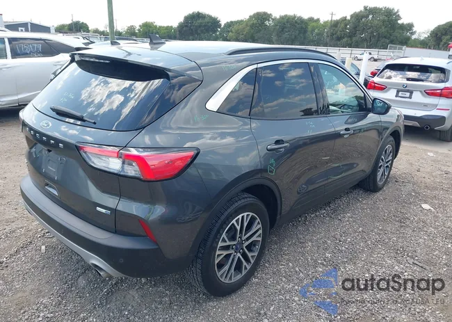 1FMCU9H64LUC16652: 40059505