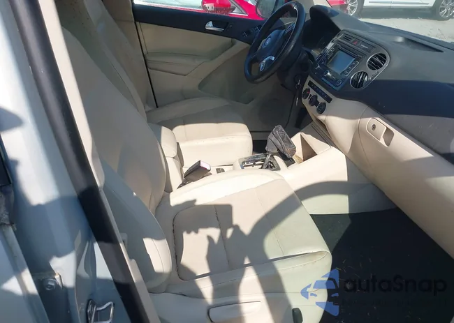 WVGAV7AX5DW551825: 40058517