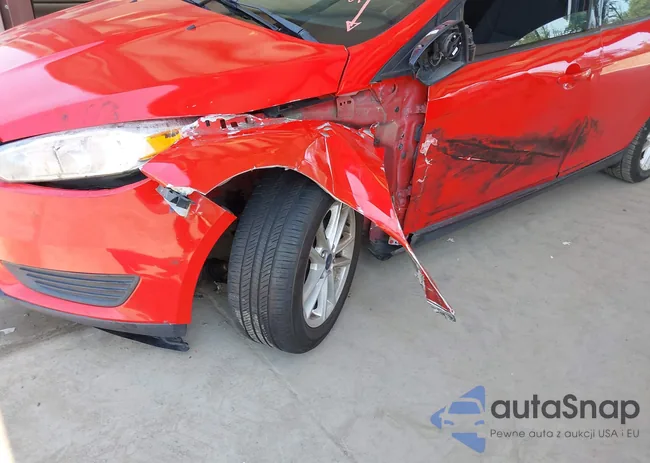 1FADP3F21GL286477: 40059574