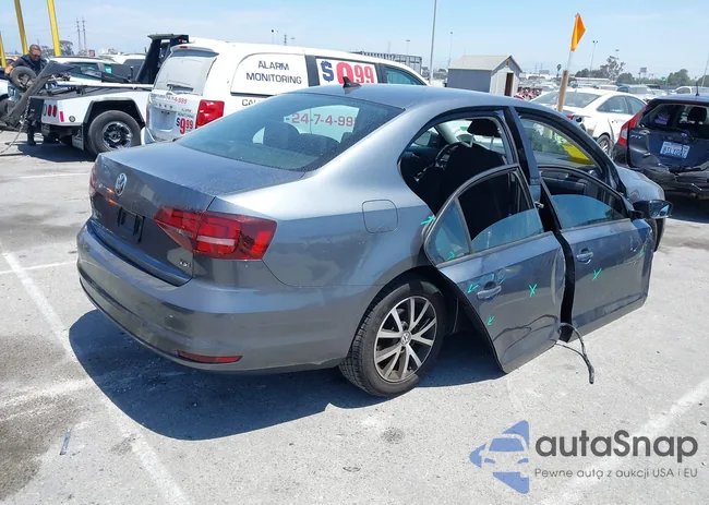 3VWD67AJ0GM389758: 40059841