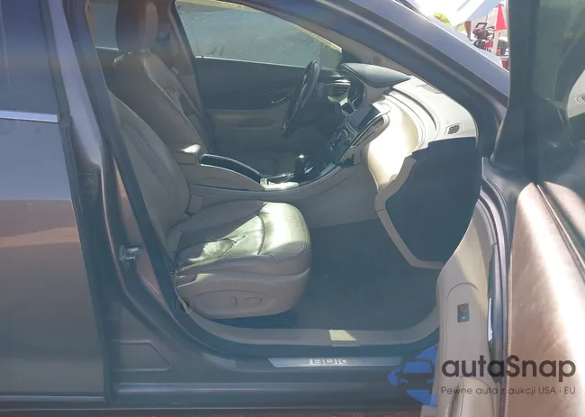 1G4GF5E35CF327617: 40061640