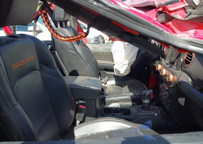 1C6JJTEG3ML597911: 40068140