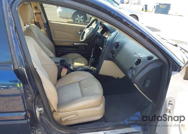 2G2WC58C471181586: 40068195