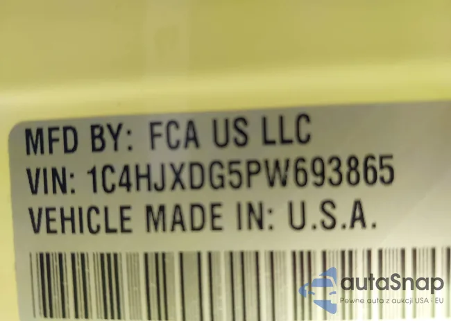 1C4HJXDG5PW693865: 40068881