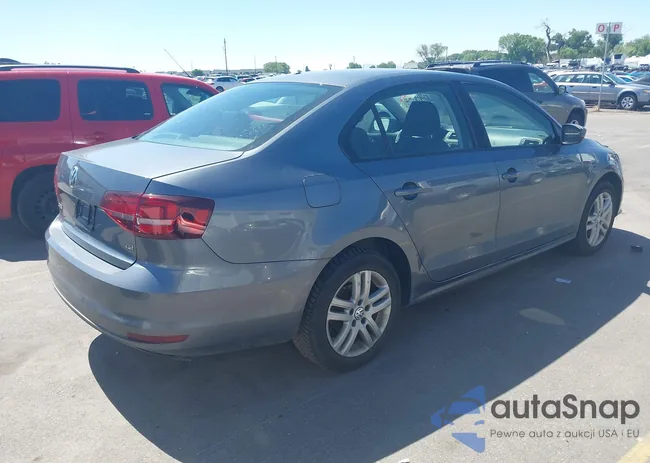 3VW2B7AJ8JM233154: 40068925