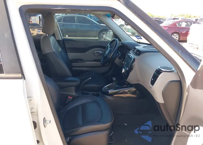 KNDJP3A5XG7338521: 40068929