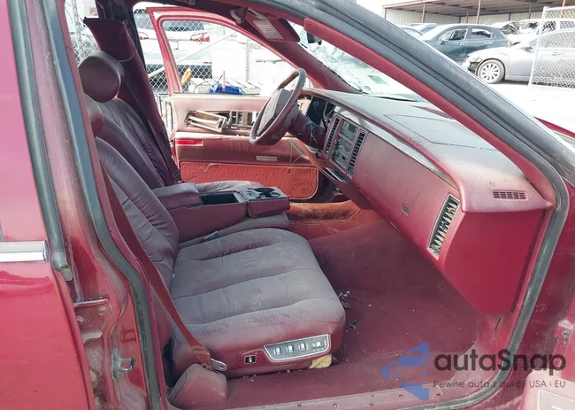 1G6DW527XPR701435: 40068666