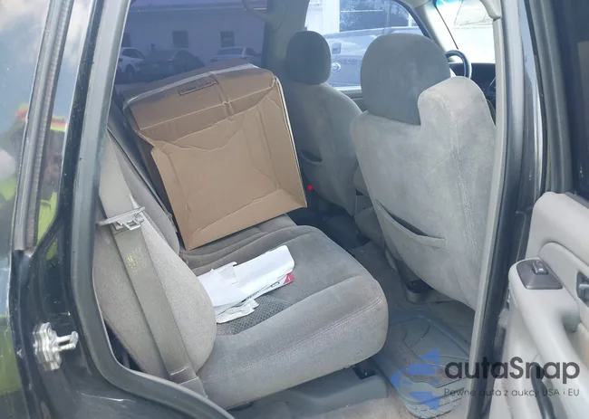 1GNEC13V16R164573: 40069835