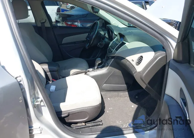 1G1PC5SB1E7398179: 40070497