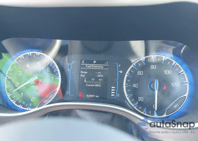 2C4RC1DGXLR163812: 40071656