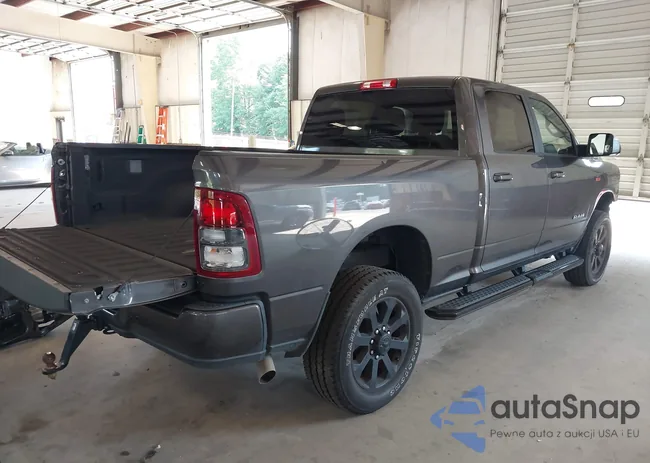 3C6UR5DJ8NG263368: 40072610