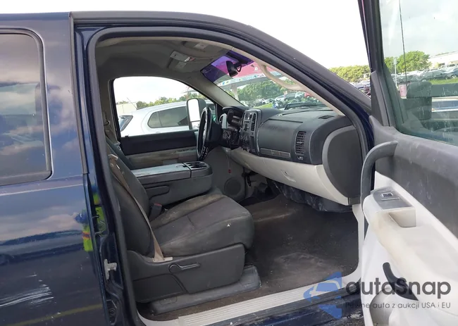 2GCEK13M471543046: 40074155