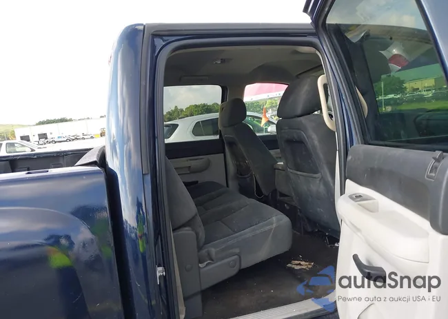 2GCEK13M471543046: 40074155