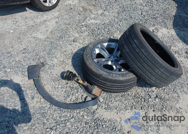 1FM5K7F82DGA08826: 40073736