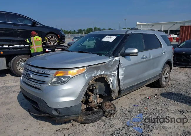 1FM5K7F82DGA08826: 40073736