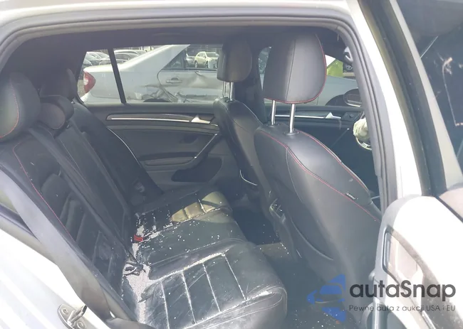 3VW4T7AU6GM019756: 40075982