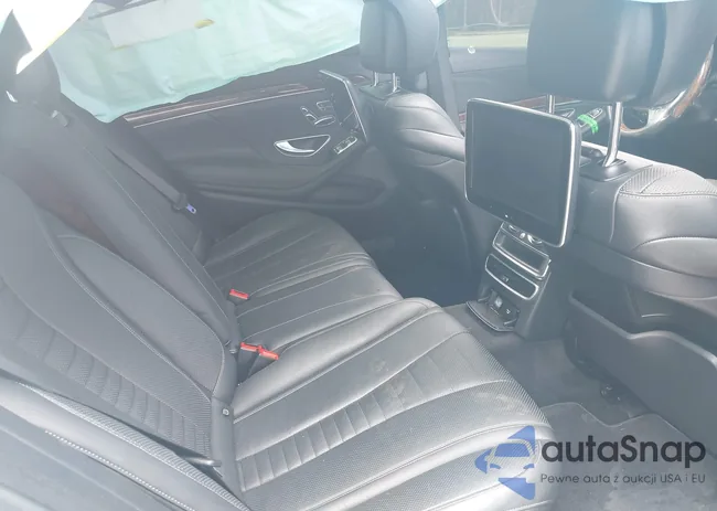 WDDUG8CB6EA006403: 40076712