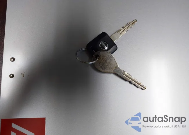 1N6BD0CT4KN702358: 40077752