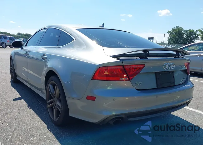 WAU2GAFC0DN075637: 40079620