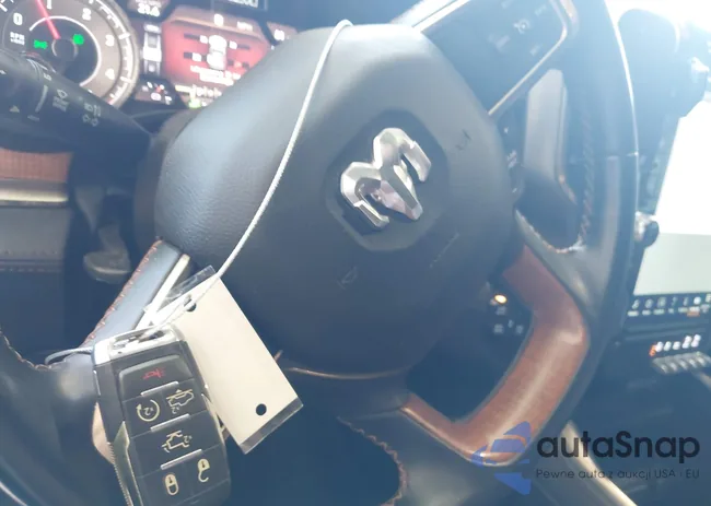 1C6SRFKM3NN240565: 40081994