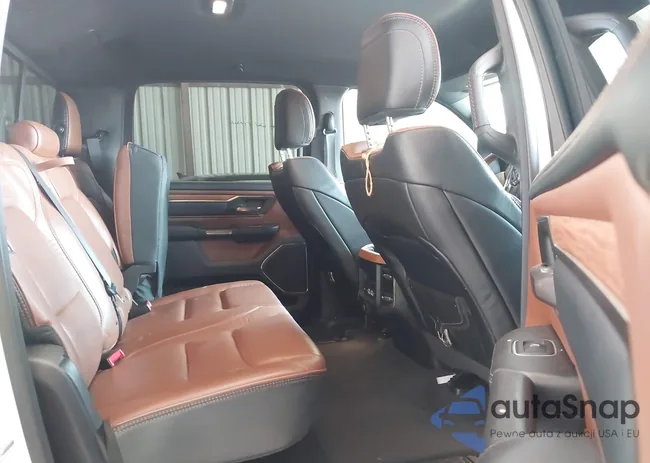 1C6SRFKM3NN240565: 40081994