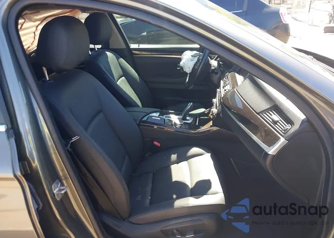 WBA5A5C59ED505720: 40082196