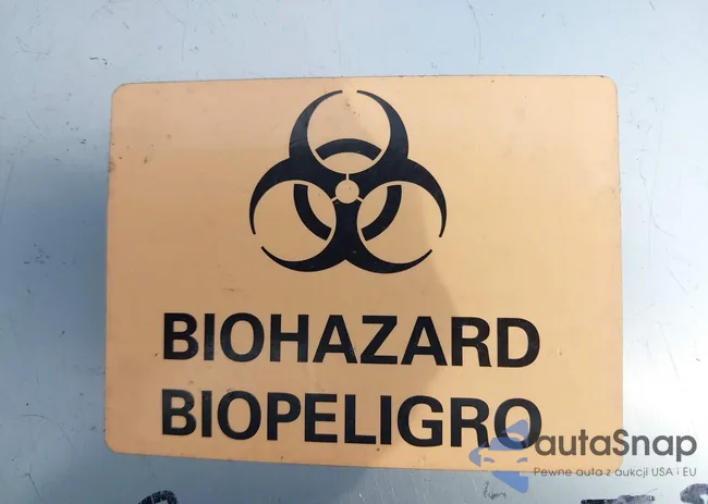 1C4GP64L3WB649953: 40083104