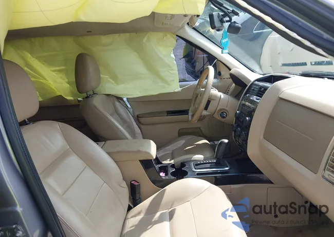 1FMCU94118KB49750: 40083249