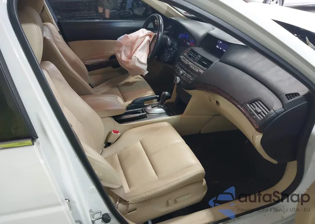 5J6TF2H5XCL010104: 40084855