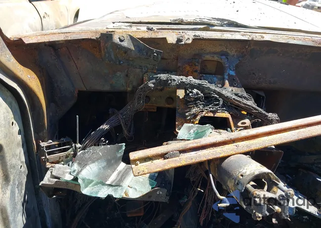 1JCML784XHT065715: 40084676