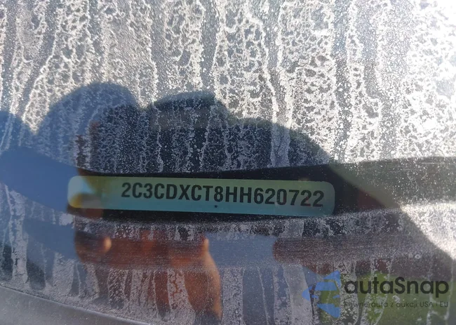 2C3CDXCT8HH620722: 40085541